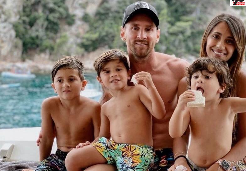 عکس مسی و همسرش در حمام