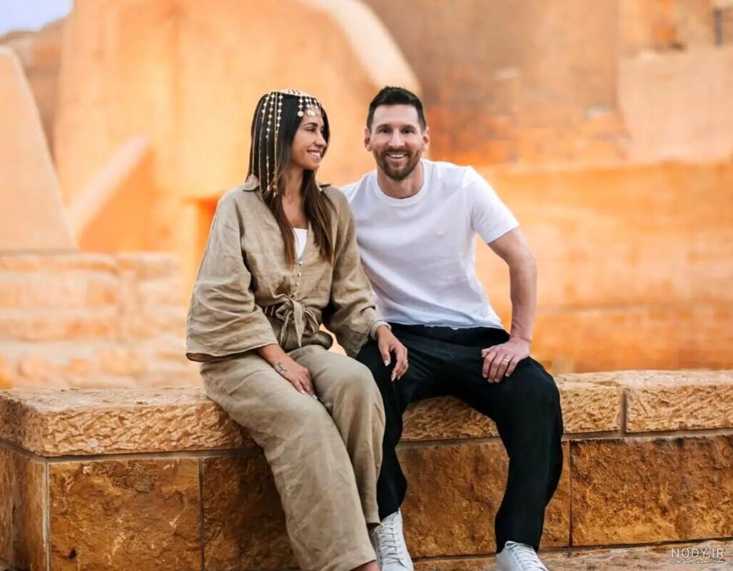 عکس مسی و همسرش در حمام