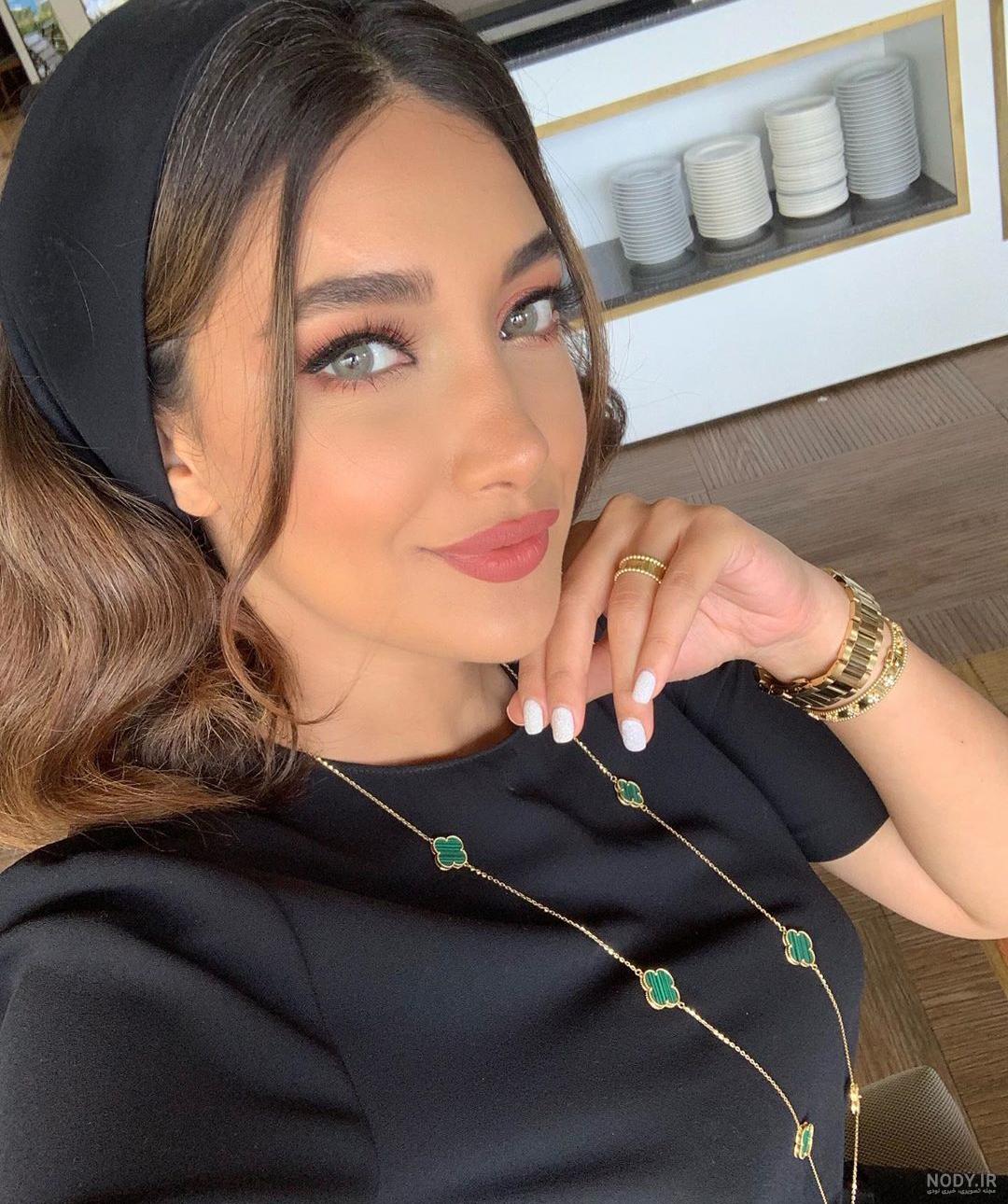 همه چیز درباره ملینا تاج و برند آرایشی مل کازمتیک اند اسکین همه چیز درباره ملینا تاج و برند آرایشی مل کازمتیک اند اسکین