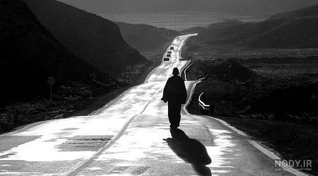 پله‌ها (1) و (2) - آثار هنری | عباس کیارستمی | هنرمندان | آرتچارت