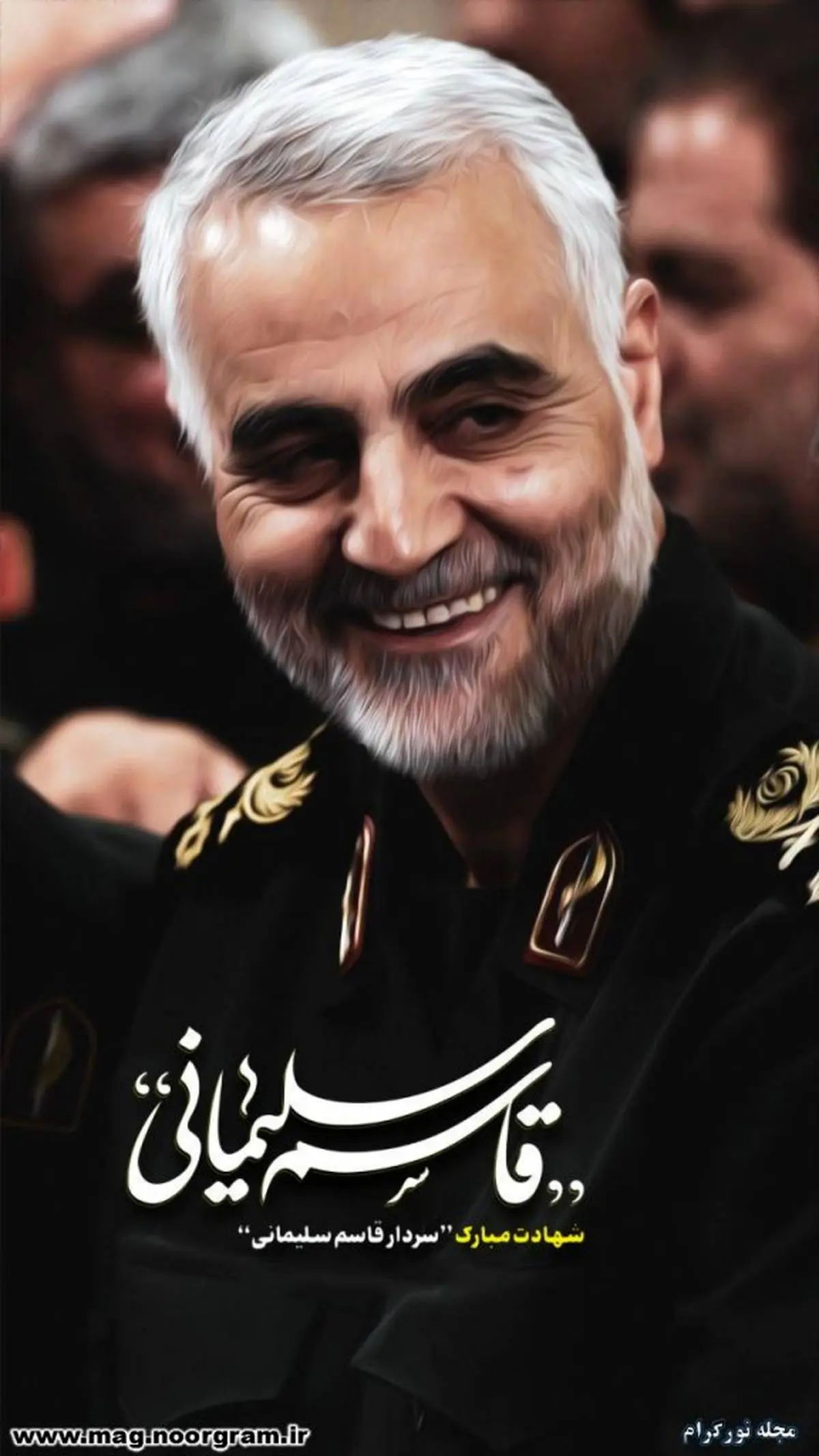 عکس سردار سلیمانی با لباس خادمی حرم عکس سردار سلیمانی با لباس خادمی حرم