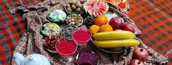 عکس سفره شب یلدا خانگی عکس سفره شب یلدا خانگی