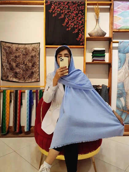 50 مدل شال و روسری با رنگ آبی کلاسیک (مخصوص نوروز 99) 50 مدل شال و روسری با رنگ آبی کلاسیک (مخصوص نوروز 99)