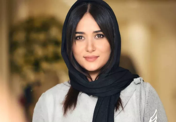 جدیدترین عکسهای پریناز ایزدیار مهمان سریال مهمونی