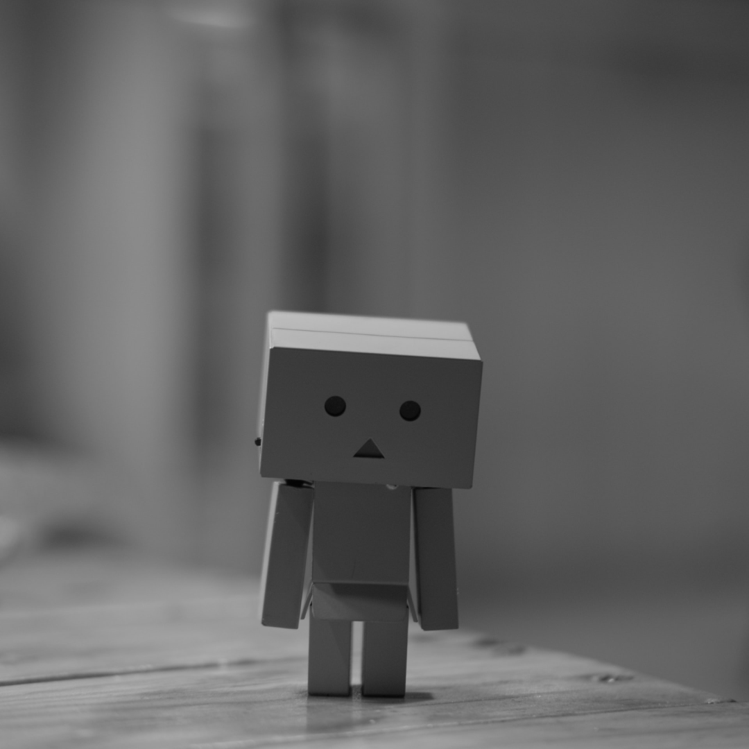 عکس پروفایل عروسک غمگین