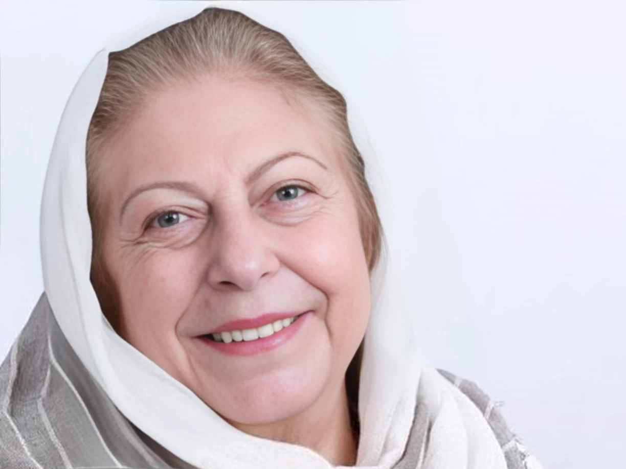 فرارو | (عکس) گریم ثریا قاسمی برای ایفای نقش همسر پیامبر