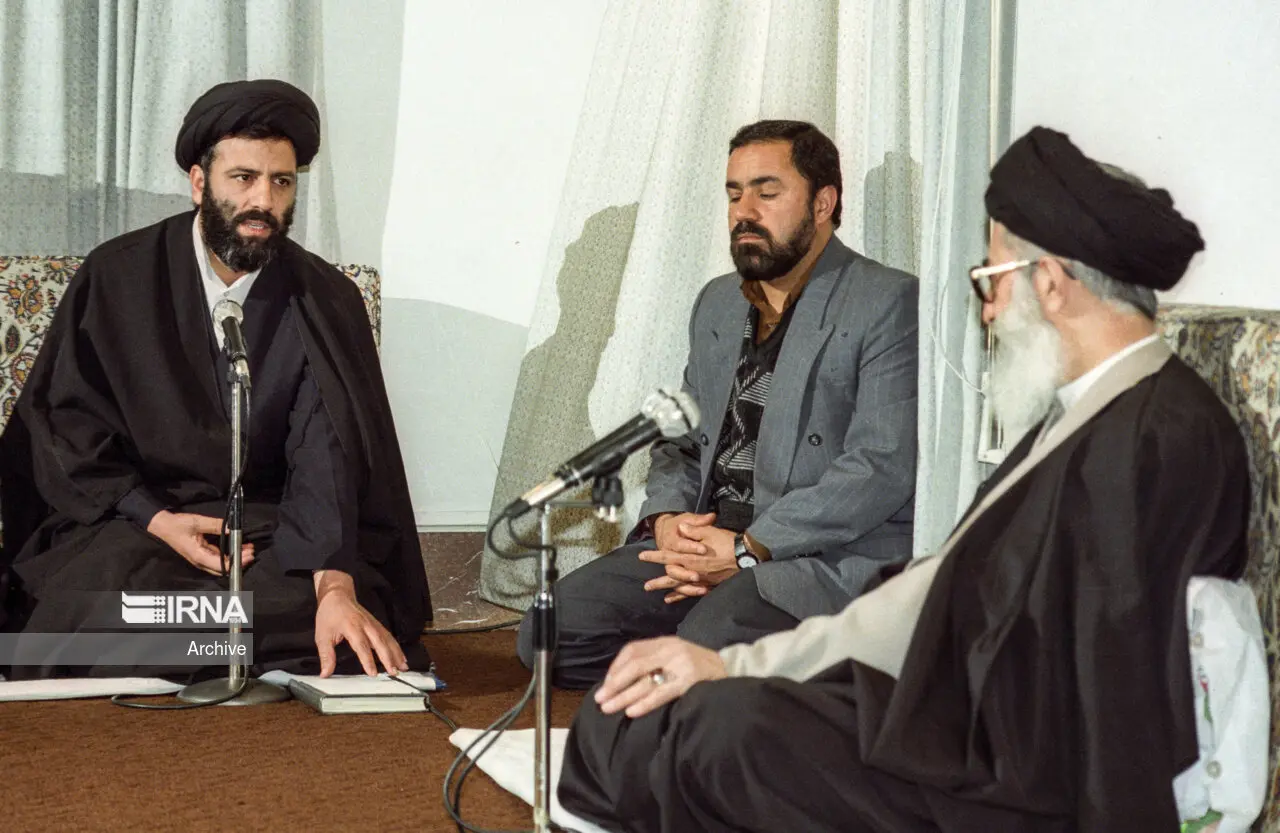 پوشش متفاوت سید ابراهیم رئیسی در دوران جوانی +عکس پوشش متفاوت سید ابراهیم رئیسی در دوران جوانی +عکس