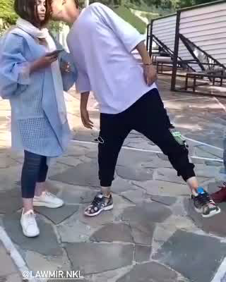 کلیپ طنز امیر انکا و اتوسا،وقتی تو مهمونی بچه فامیل اذیتت میکنه