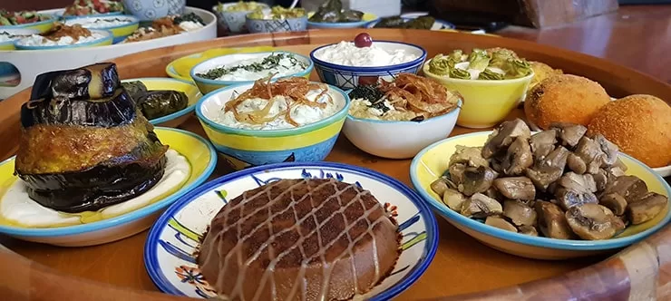 آشنایی با خوشمزه ترین و بهترین رستوران های تهران در سال1401 آشنایی با خوشمزه ترین و بهترین رستوران های تهران در سال1401