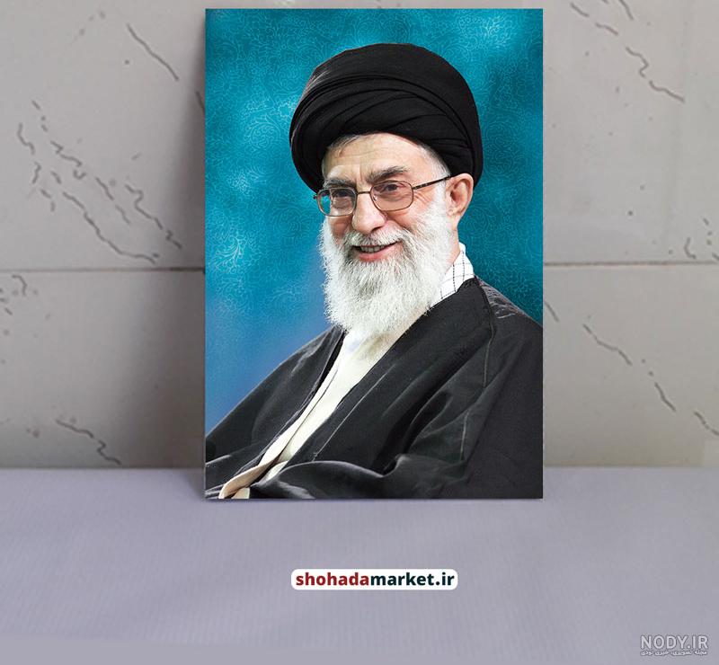 عکس/ لبخند زیبای رهبر انقلاب به جوانان بسیجی عکس/ لبخند زیبای رهبر انقلاب به جوانان بسیجی
