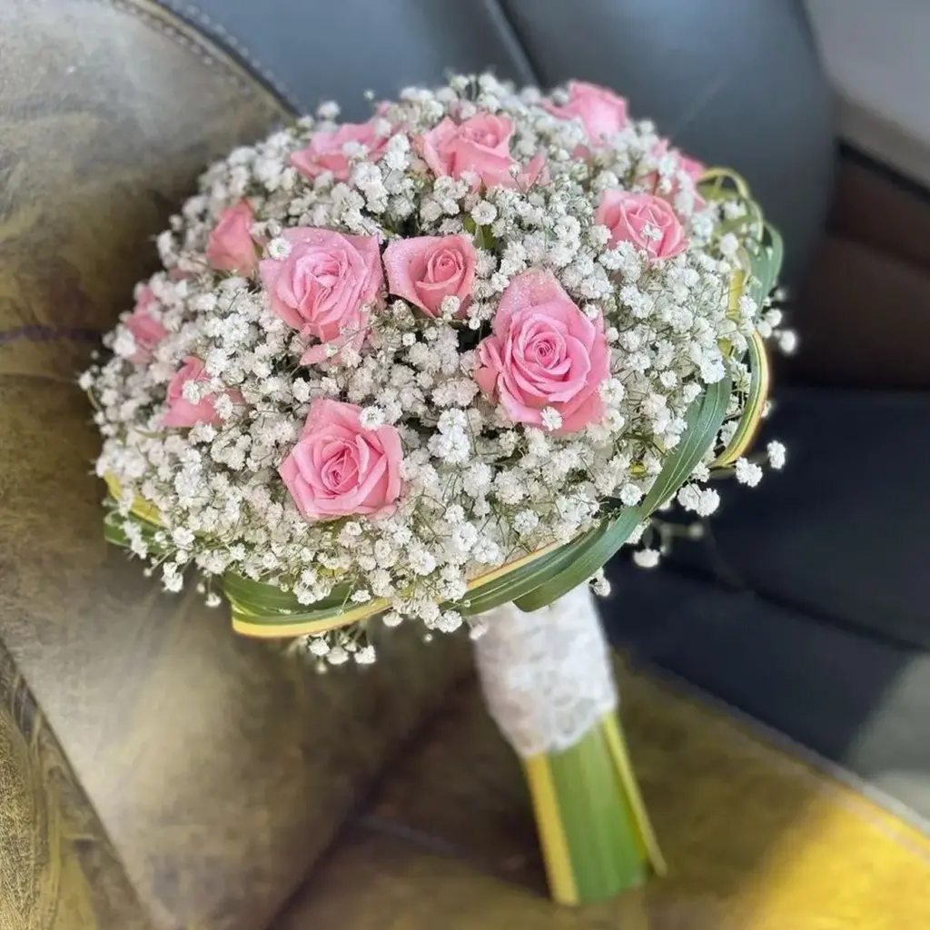 یه دسته گل عروس خفن با گل عروس رز هلندی میخوای؟ این ۳۰ مدل رو از دست نده - ماگرتا یه دسته گل عروس خفن با گل عروس رز هلندی میخوای؟ این ۳۰ مدل رو از دست نده - ماگرتا