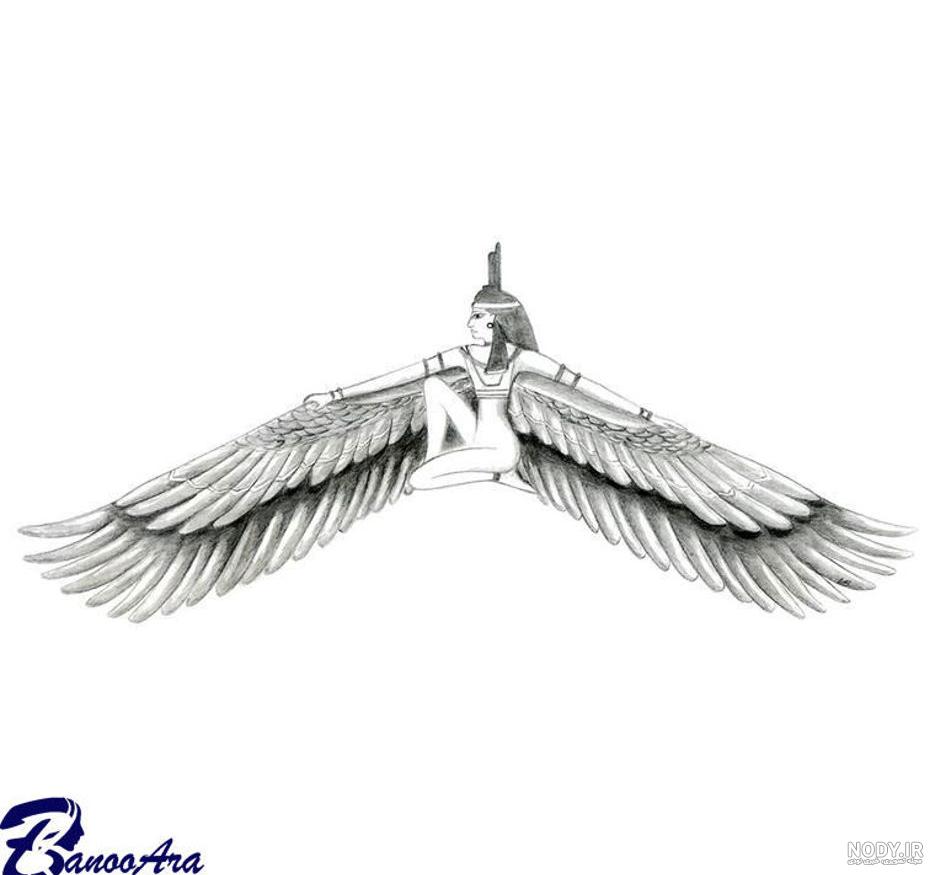 تاتو روی دست ریحانا ۱۴۰۰ - عکس نودی