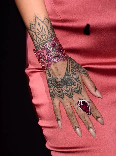 ریحانه تتو (@tattoo_reyhana) • Instagram photos and videos
