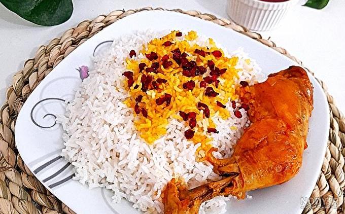عکس زرشک پلو با مرغ مجلسی با کیفیت بالا عکس زرشک پلو با مرغ مجلسی با کیفیت بالا
