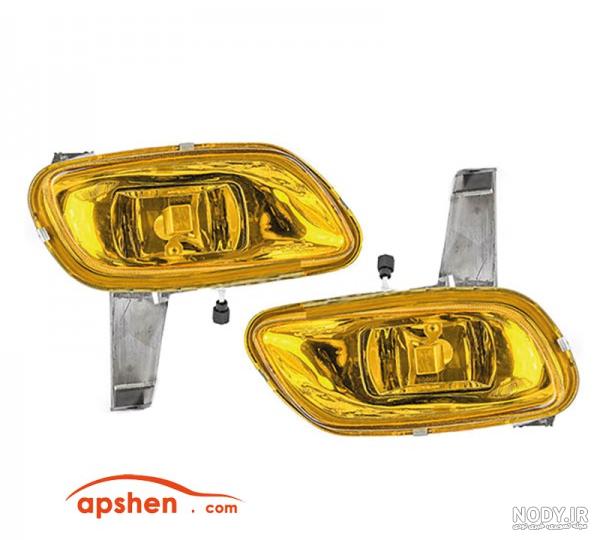 عکس عمودی از یک ماشین قدیمی زرد رنگ 1590446 عکس عمودی از یک ماشین قدیمی زرد رنگ 1590446