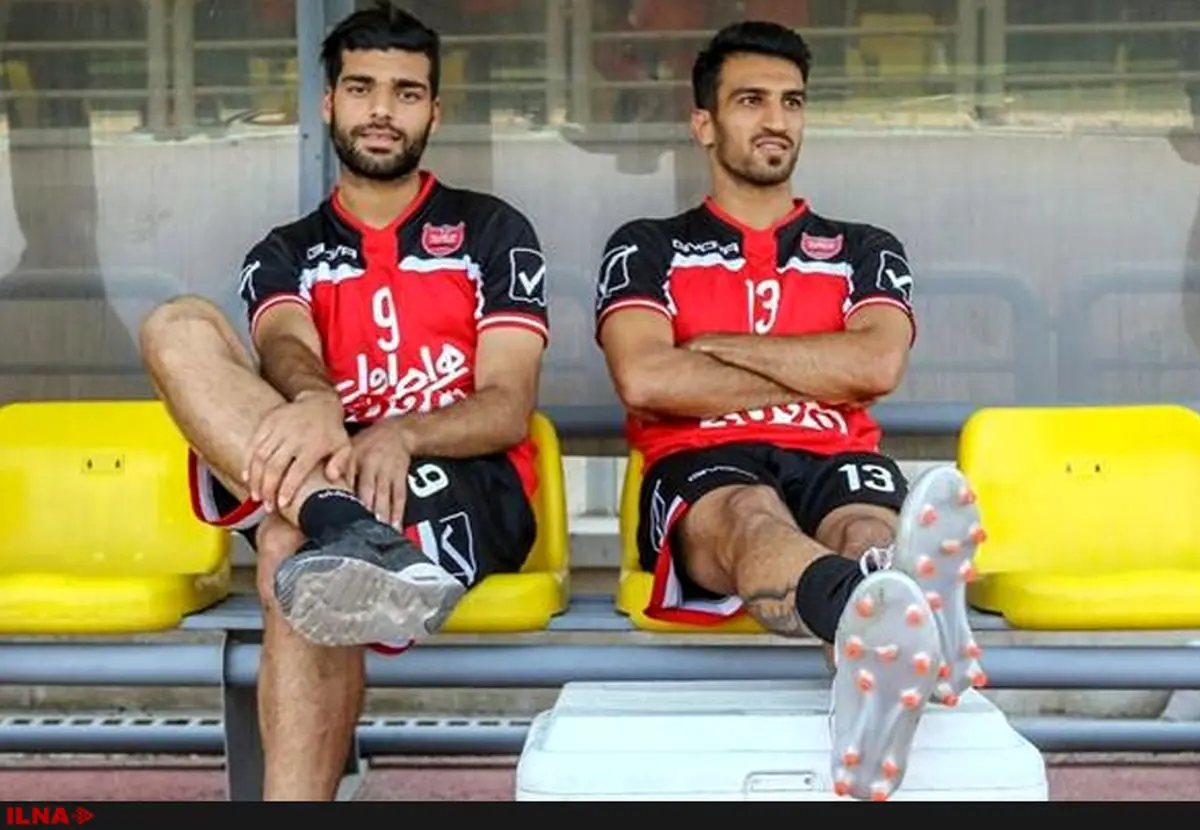 عکس هادی نوروزی با لباس پرسپولیس عکس هادی نوروزی با لباس پرسپولیس