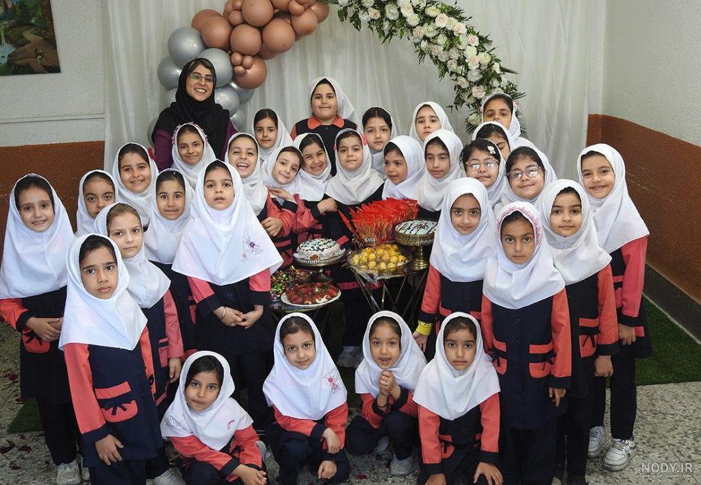 مجریان تلویزیون نمایشنامه‌خوانی می‌کنند - ایرنا