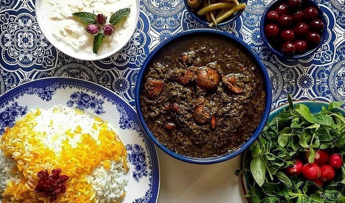 ایده هایی برای تزیین قورمه سبزی ایده هایی برای تزیین قورمه سبزی