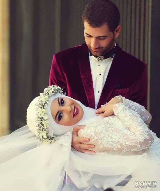 مدل ژست عکس گرفتن عروس و داماد