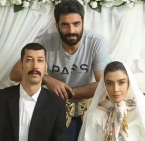 عکس جدید بهرام افشاری با گوشی آخرین مدلش!