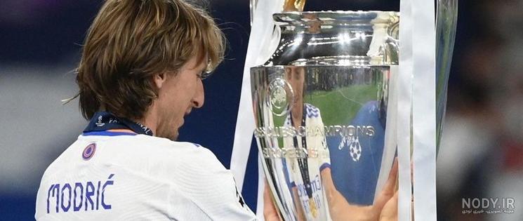 مودریچ و پرچمی که به عشقش بازی می‌کند (عکس)‏