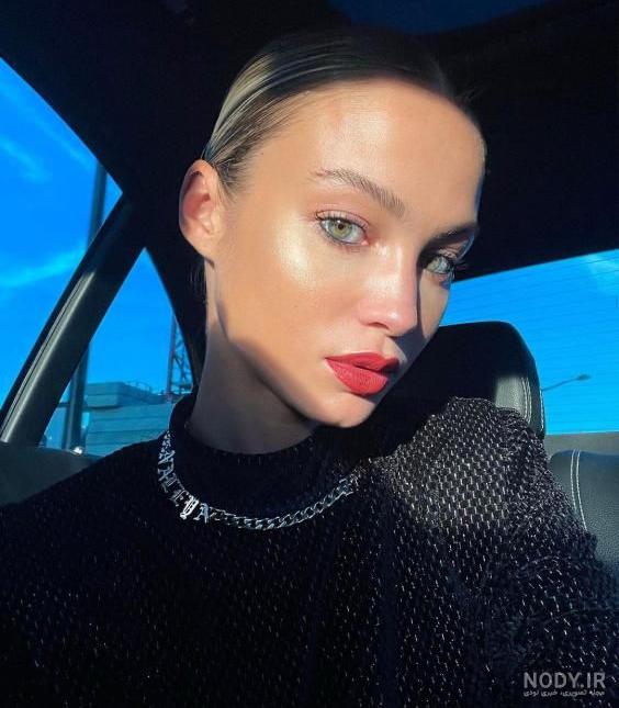 امباپه و همسرش و فرزندش