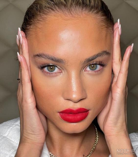 امباپه و همسرش و فرزندش