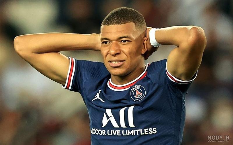 امباپه و همسرش و فرزندش