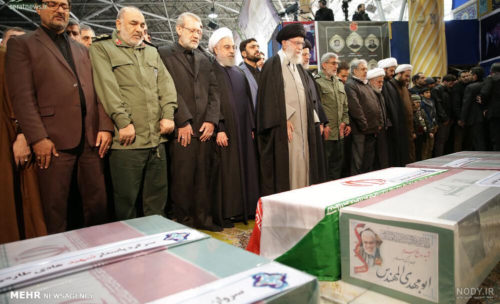 عکس حاج قاسم هنگام نماز عکس حاج قاسم هنگام نماز