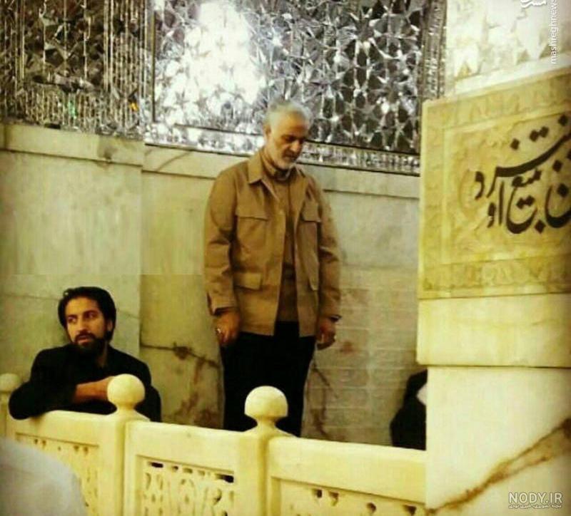 ماجرای گل دادن فرزند شهید مدافع حرم به سردار سلیمانی هنگام خواندن نماز+فیلم ماجرای گل دادن فرزند شهید مدافع حرم به سردار سلیمانی هنگام خواندن نماز+فیلم