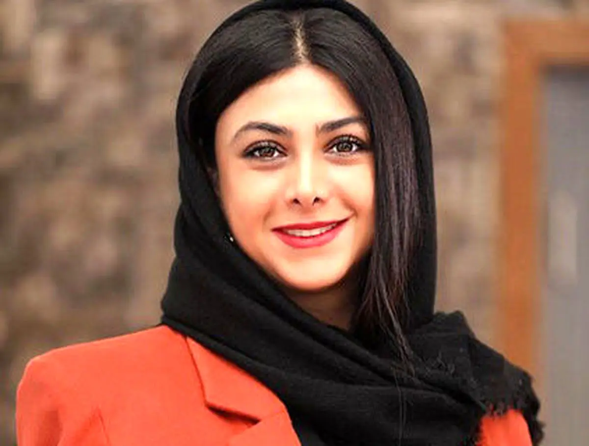 ناگفته های جالب از زندگی خصوصی آزاده صمدی + فیلم