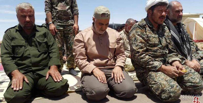 پوستر نماز اول وقت با عکس حاج قاسم سلیمانی پوستر نماز اول وقت با عکس حاج قاسم سلیمانی