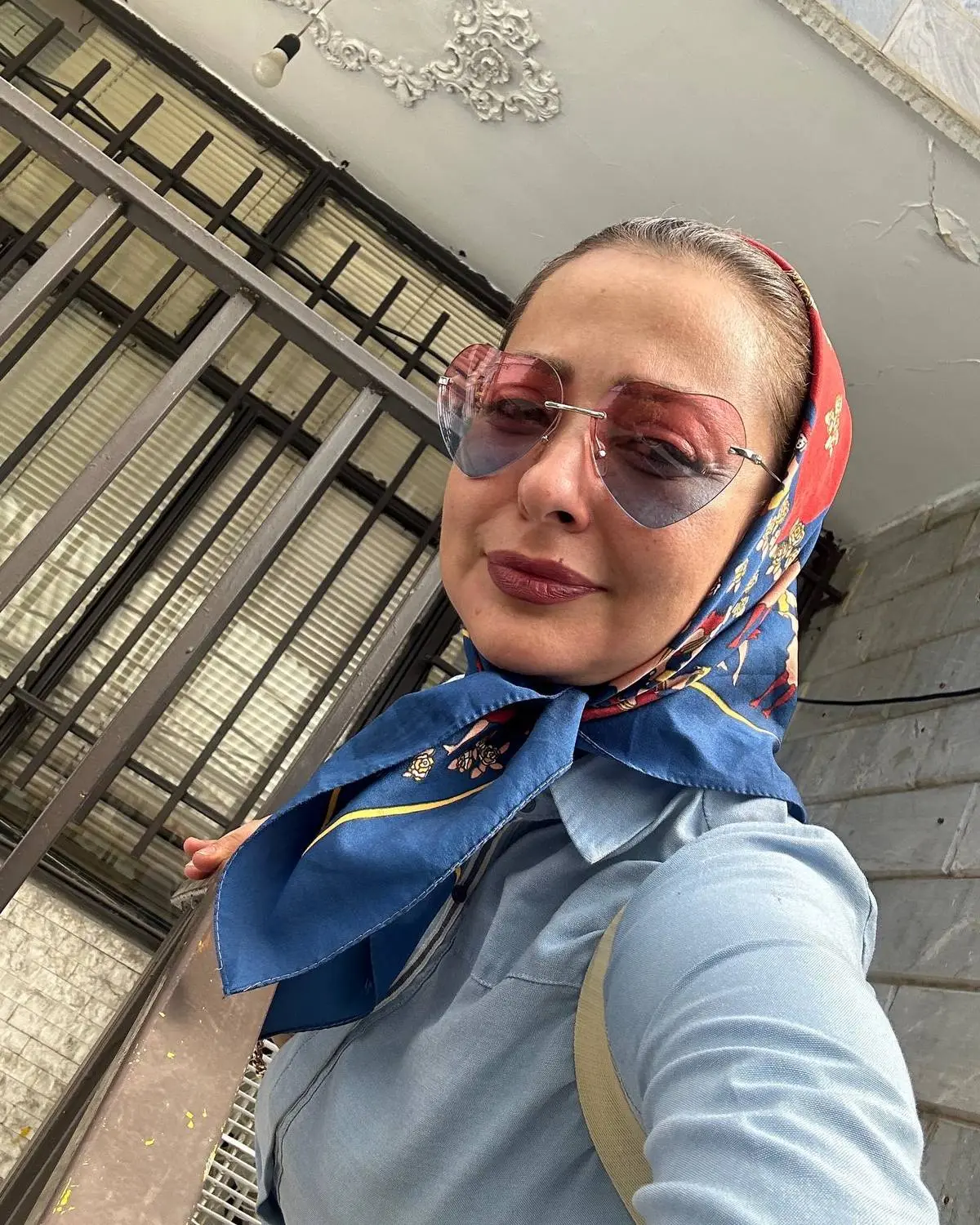 تیپ زرد و با کلاس نفیسه روشن تیپ زرد و با کلاس نفیسه روشن