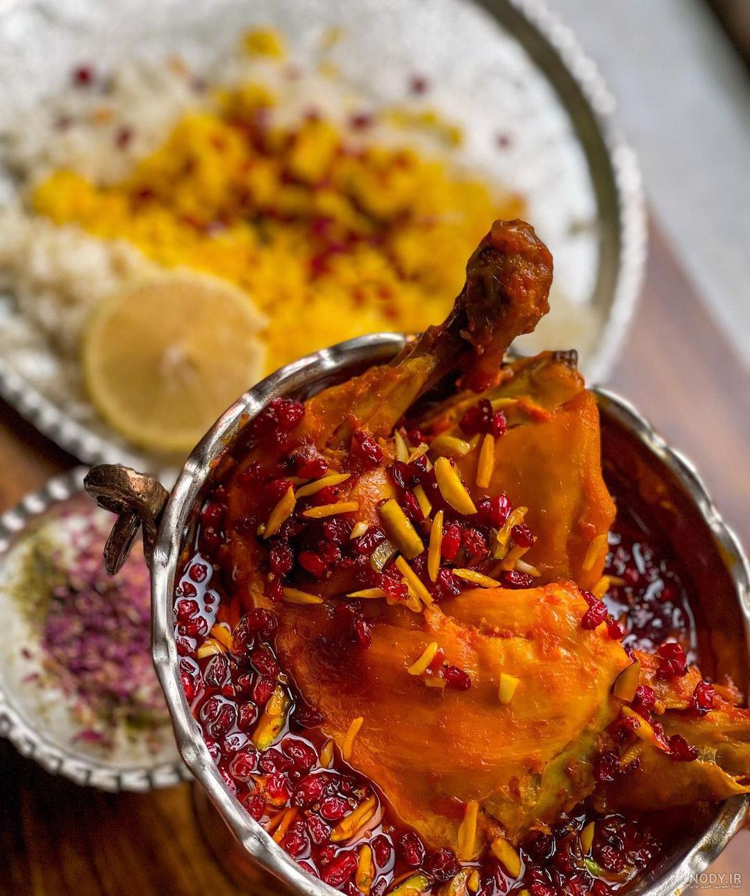 زرشک پلو مجلسی | طرز تهیه زرشک پلو با مرغ خوشمزه آسان با سس مرغ