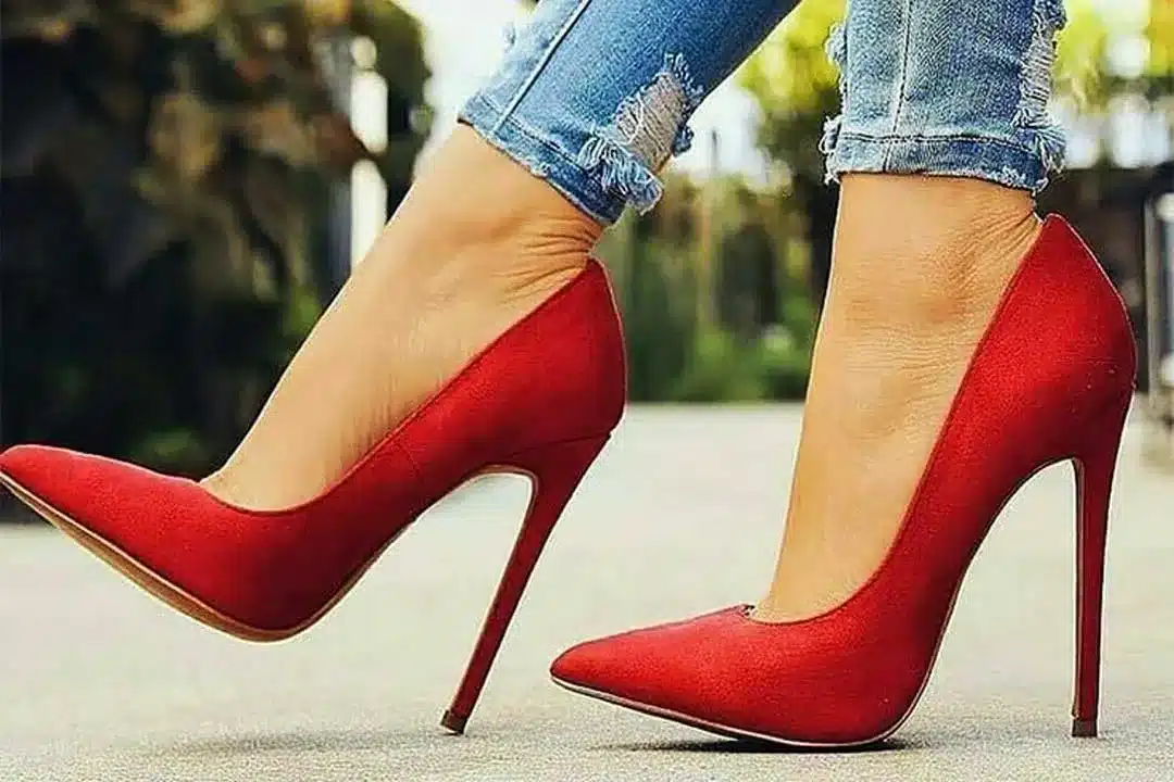 عکس کفش مجلسی پاشنه بلند قرمز