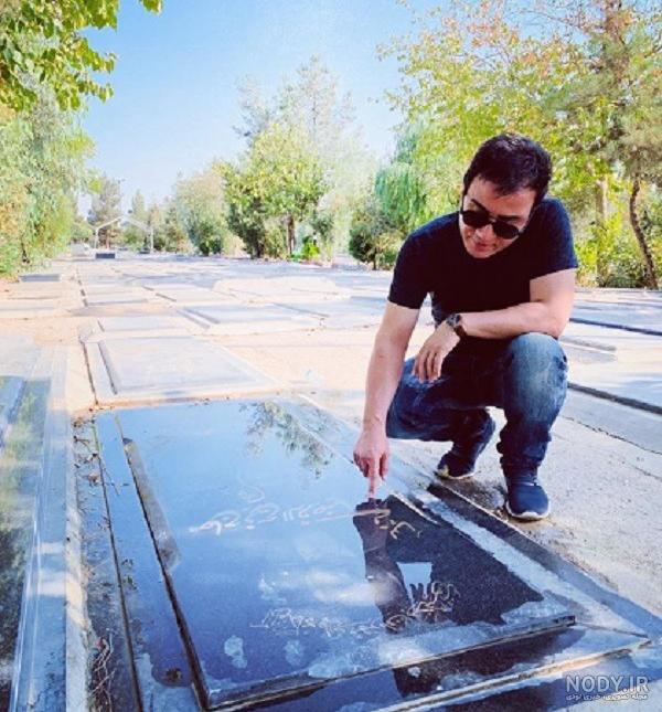 گریه های عمو پورنگ و فرزاد فرزین در سوگ علی انصاریان