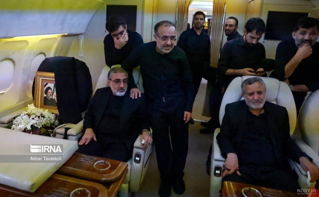 اقامه نماز در هواپیما به امامت رئیسی/عکس - بهار نیوز