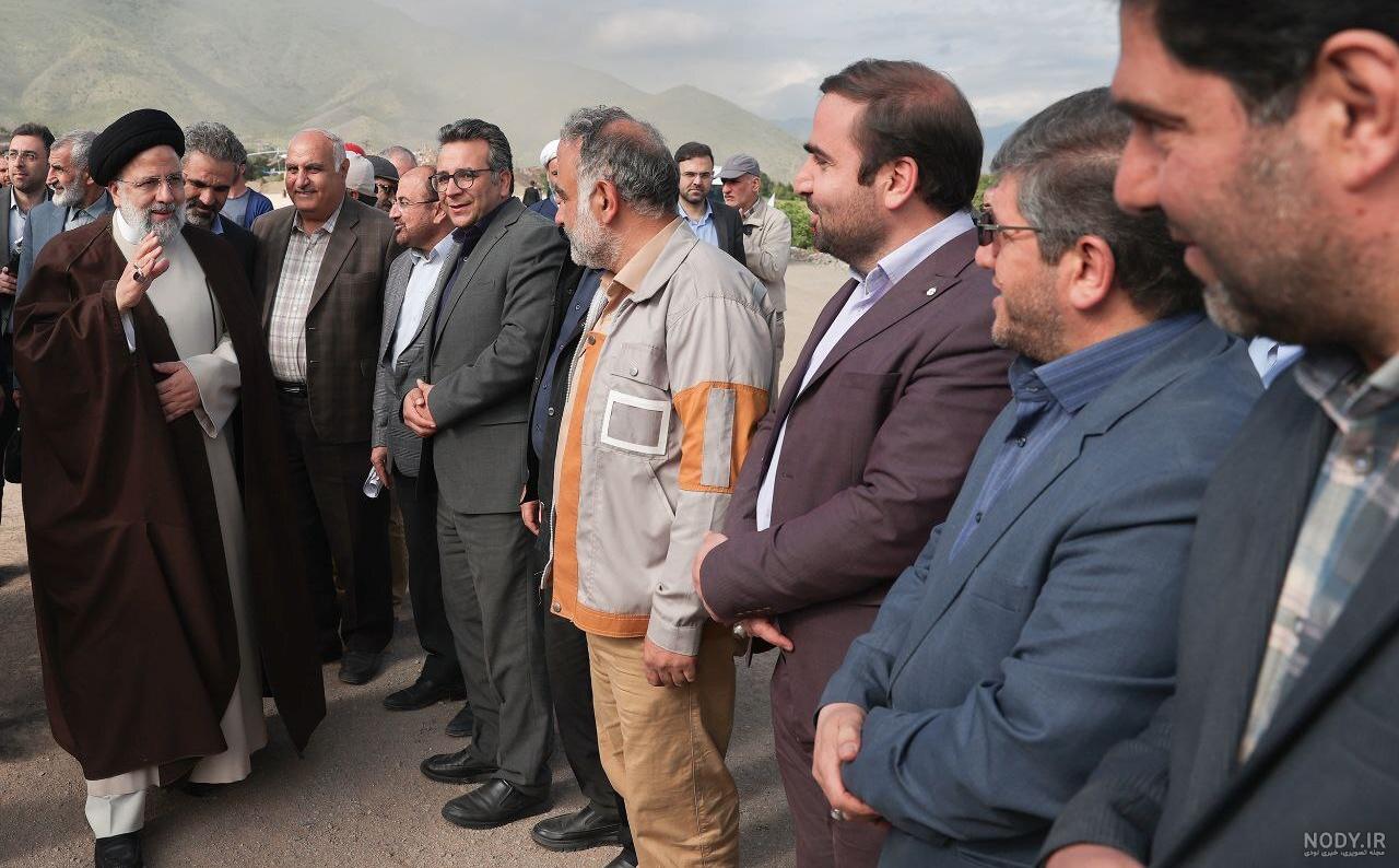عکس | استقبال حسن یزدانی از ابراهیم رئیسی در فرودگاه پای هواپیما - پایگاه  اطلاع رسانی دیارمیرزا