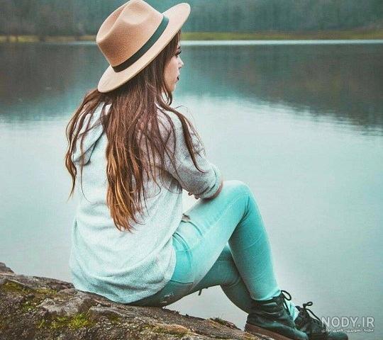 عکس دختر تنها؛ ۴۰ عکس دختر تنها در غروب، شب و باران برای پروفایل - ستاره