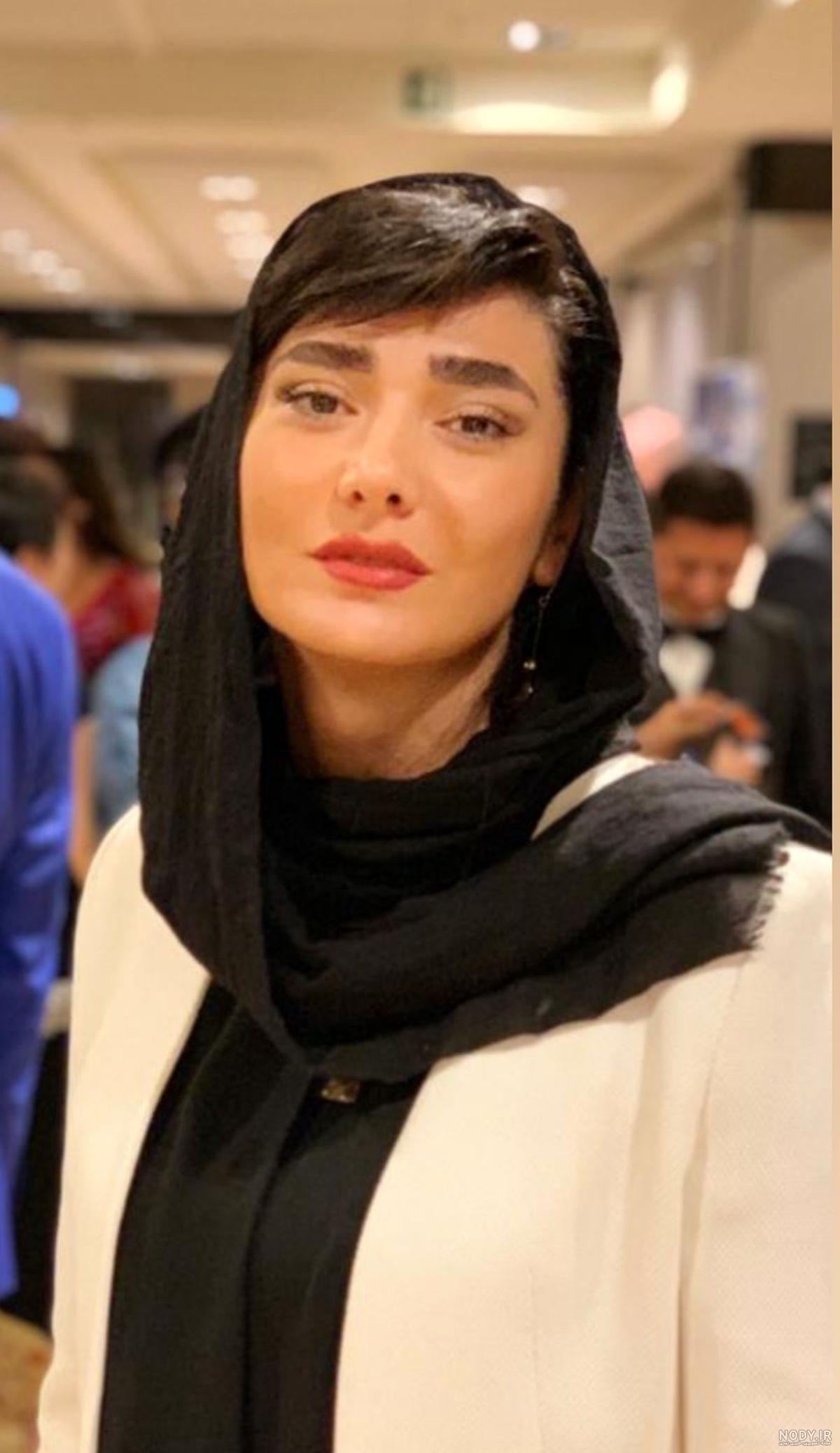 استایل ساده مینا وحید در یک میهمانی + عکس استایل ساده مینا وحید در یک میهمانی + عکس