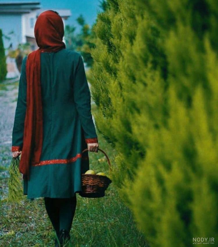 عکس پروفایل دخترونه از پشت سر جدید عکس پروفایل دخترونه از پشت سر جدید