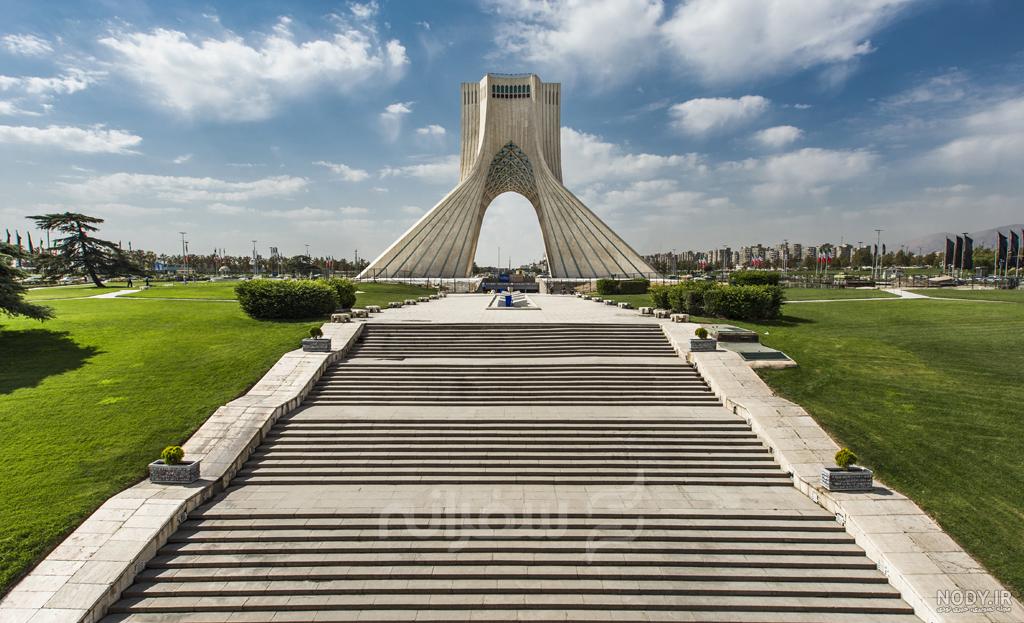 آبنمای میدان آزادی یزد - شرکت رادوین صنعت ، طراحی، تولید و اجرای انواع آبنما های مدرن و کلاسیک آبنمای میدان آزادی یزد - شرکت رادوین صنعت ، طراحی، تولید و اجرای انواع آبنما های مدرن و کلاسیک