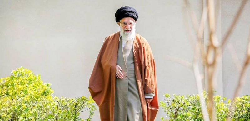 عکس آقای خامنه ای و سردار سلیمانی