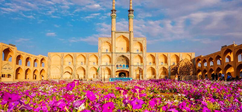 عکس میدان آزادی یزد