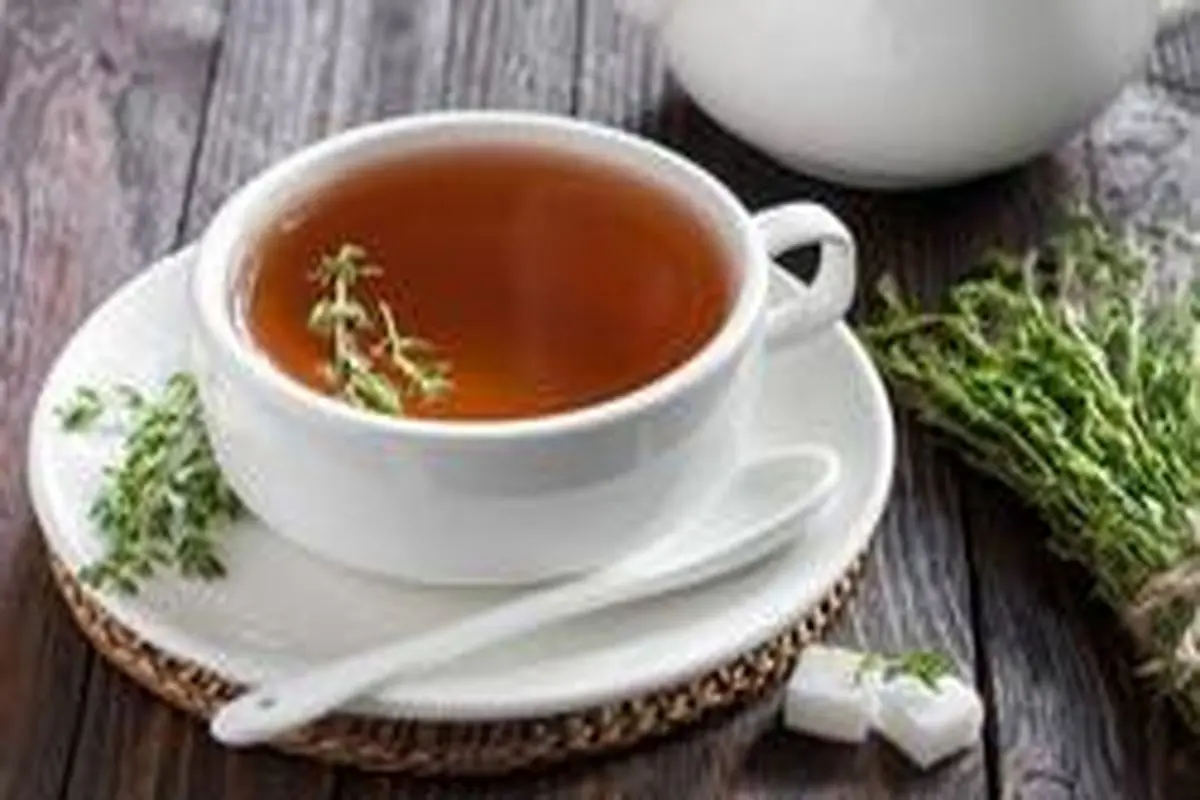 خواص دمنوش آویشن 🍃 | فواید درمانی متنوع این گیاه معجزه‌گر | آرسس شف