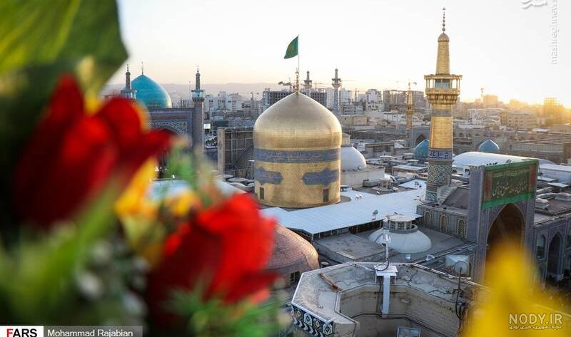 عکس حرم امام رضا زن