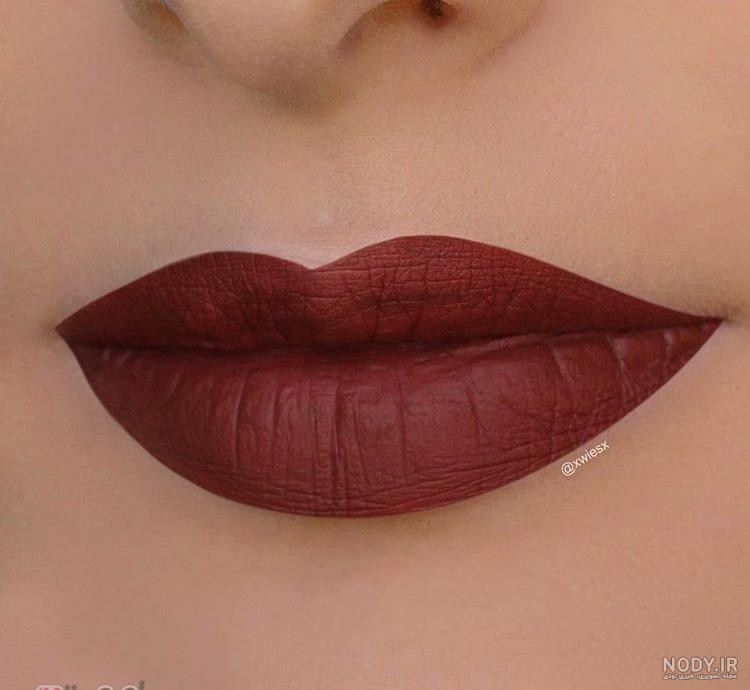 عکس رنگ رژ لب گوشتی