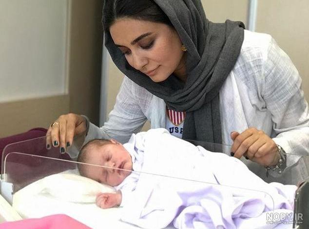 عکس لیندا کیانی با شلوارک عکس لیندا کیانی با شلوارک