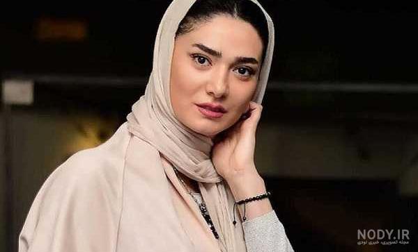 عکس) هفت سین باکلاس مینا وحید، بازیگر سریال "بانوی عمارت" و "مافیا زودیاک" با استفاده از ظروف شیشه ای | جذاب ترین ها عکس) هفت سین باکلاس مینا وحید، بازیگر سریال "بانوی عمارت" و "مافیا زودیاک" با استفاده از ظروف شیشه ای | جذاب ترین ها