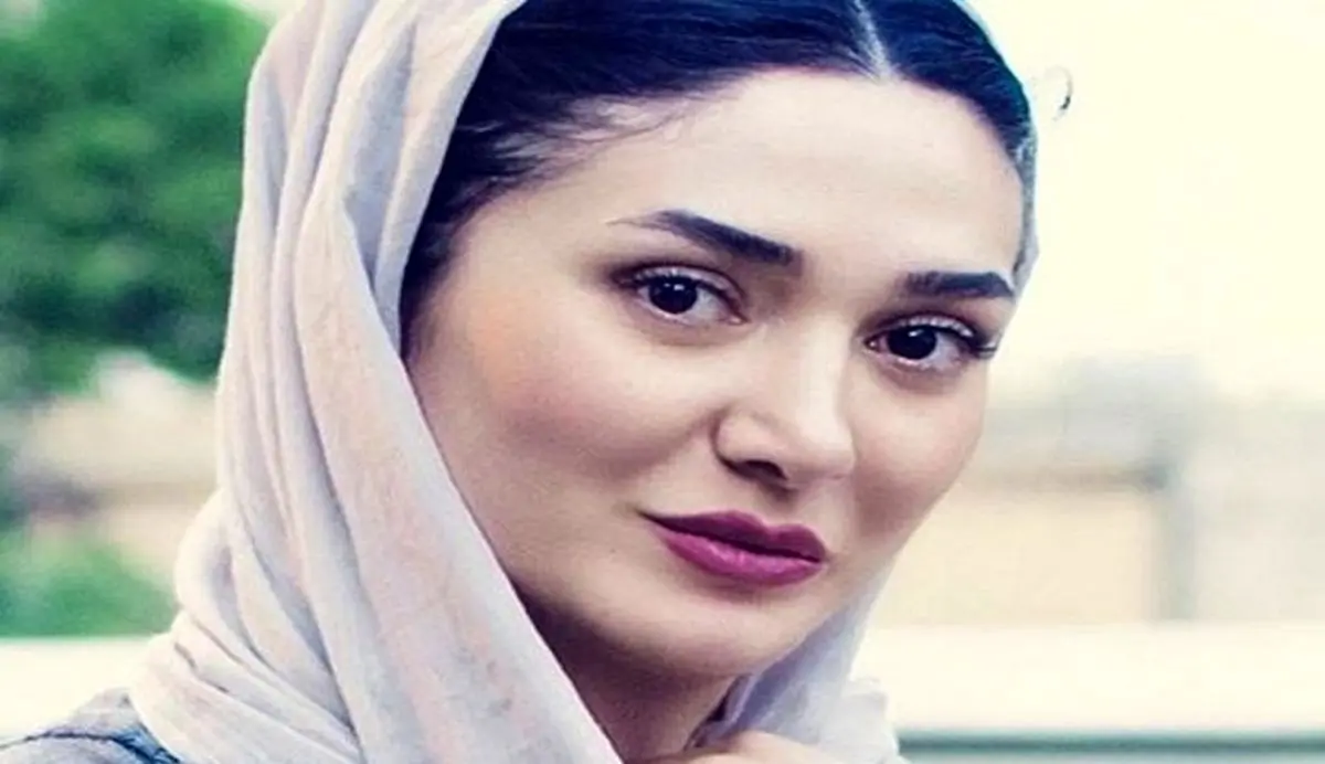 فرارو | تغییر چهره مینا وحید با استایل جدیدش فرارو | تغییر چهره مینا وحید با استایل جدیدش